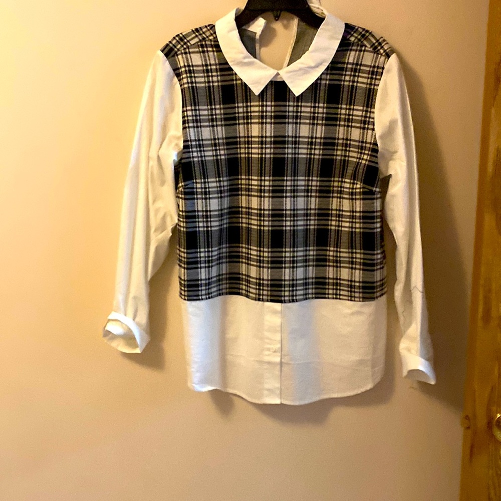 Shirt in blended Back and White by Cleos